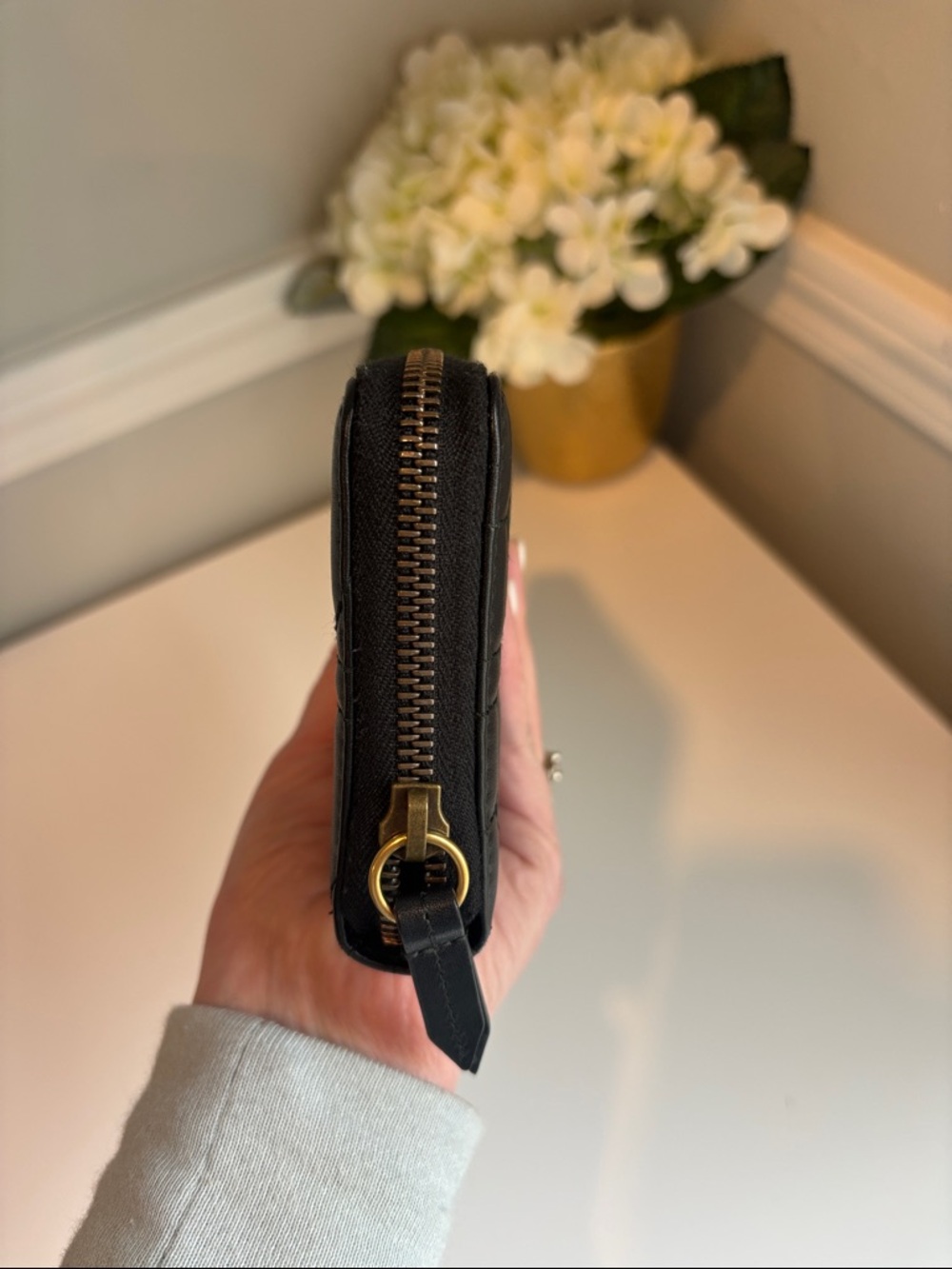 Gucci GG Marmont Pearly Apollo Zip Around Wallet - Picture 3 of 12